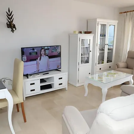 Apartmán En Nerja. Primera Linea De Playa Nerja