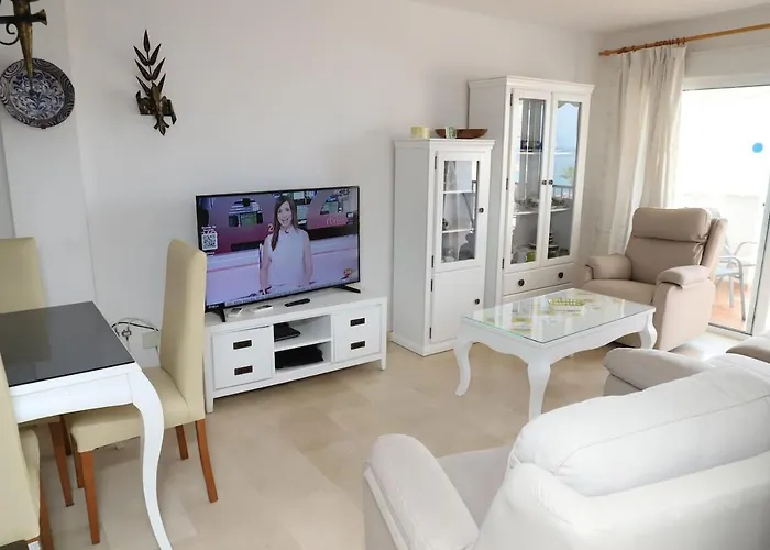 Apartment En Nerja. Primera Linea De Playa Nerja