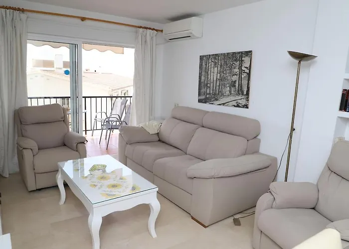 En Nerja. Primera Linea De Playa Apartment *