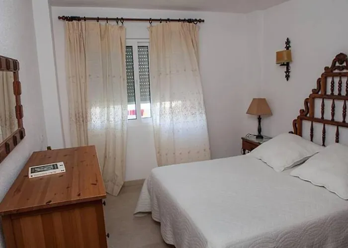 Apartment En Nerja. Primera Linea De Playa